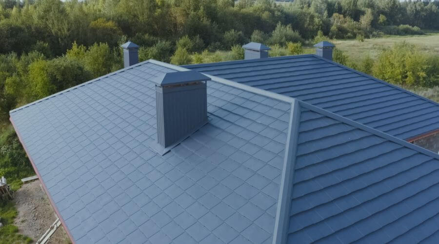 Professional gutter cleaning in Marion, CT